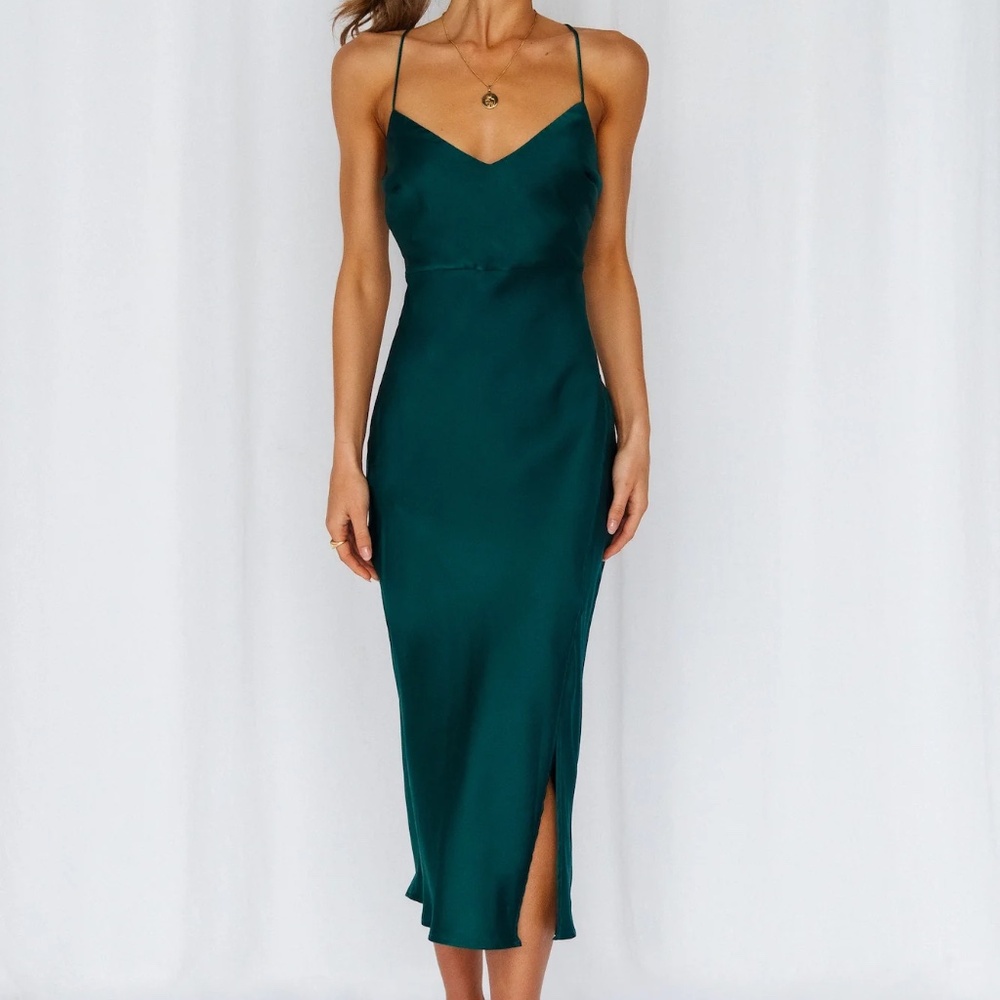 CRASHING PROM Emerald Green Midi Dress with Ruching at breast and slit Sm NWOT - Picture 3 of 12